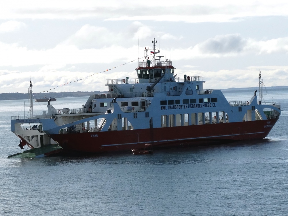 AC19A3B8-9A25-4975-A564-49FEDB9F5817