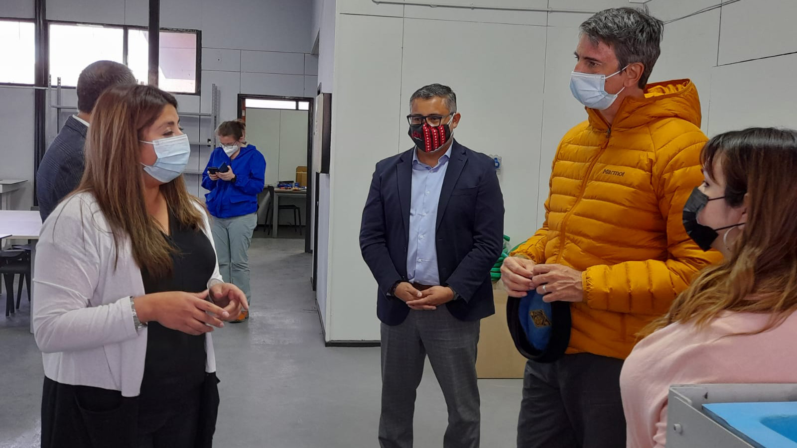 2022-01-17 visita ministro ciencias cft magallanes 2